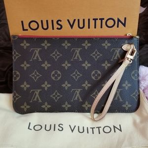 🛑SOLD🛑 Louis Vuitton Neverfull pouch